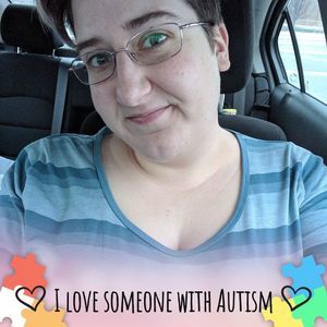 Meet your Posher, Elise